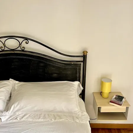 Sun Apartment *